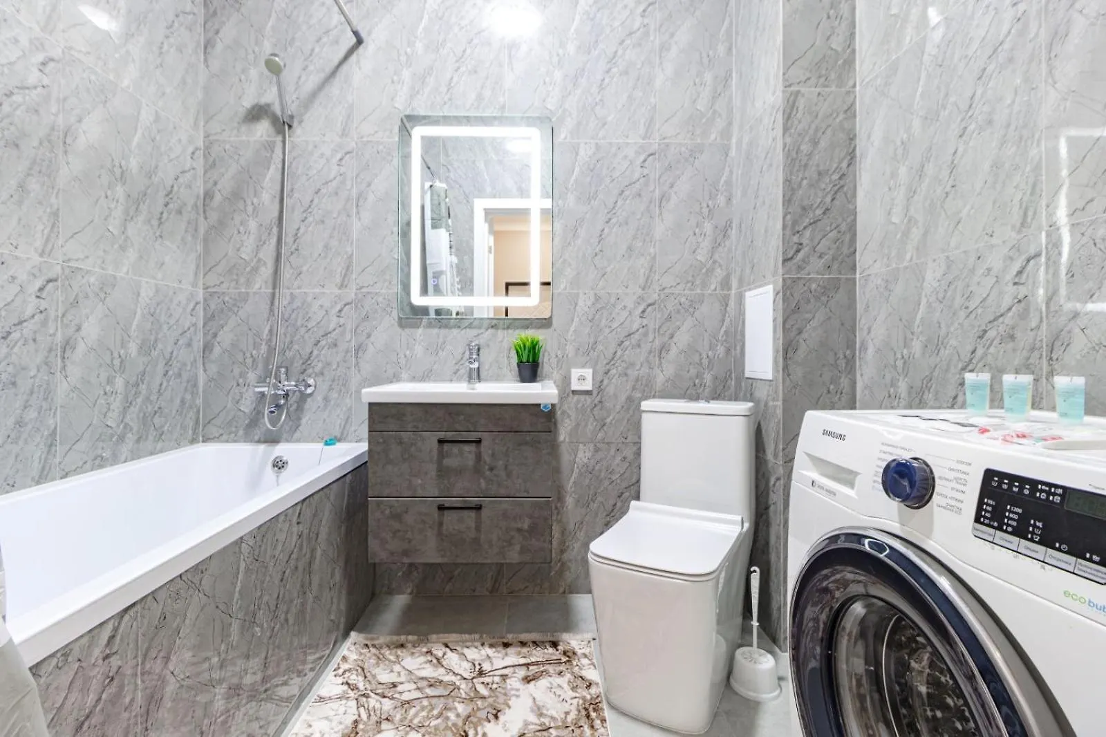 Apartment Tandau Family Stay Nur-Sultan